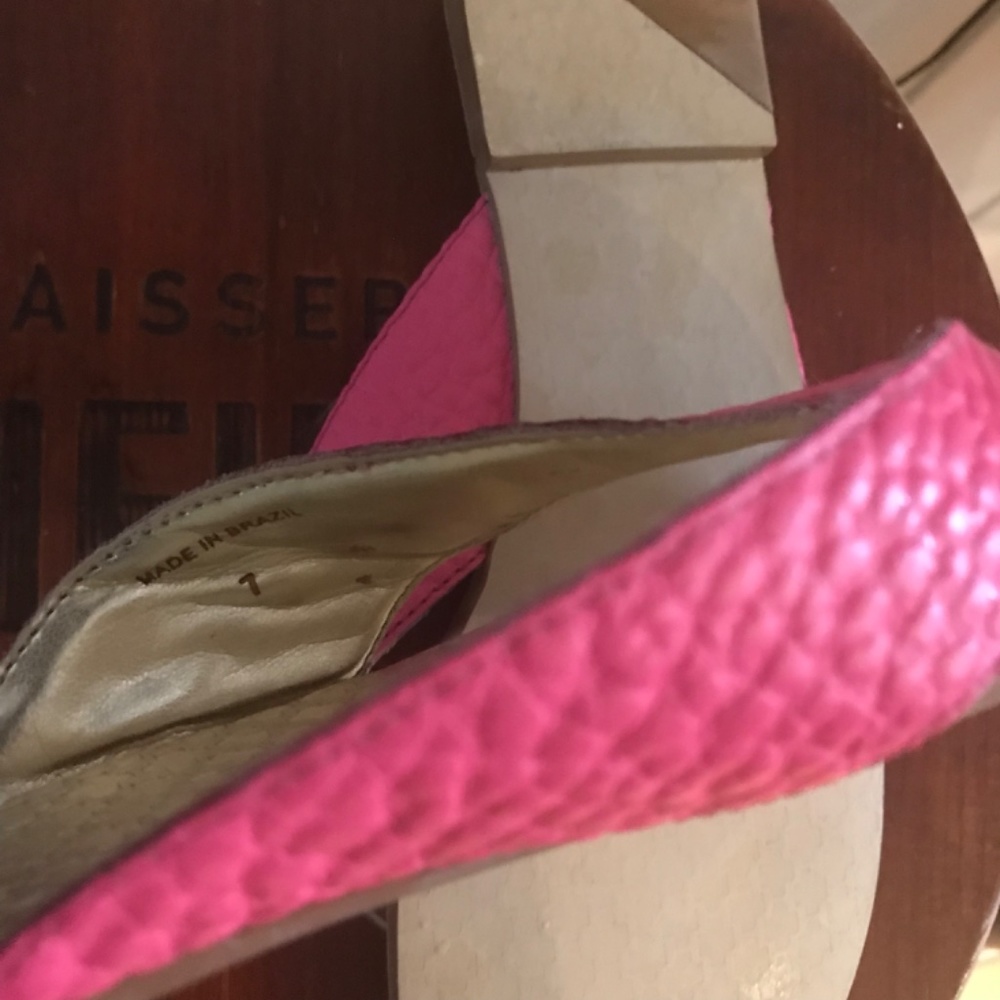 Halston - Picture 3 of 5